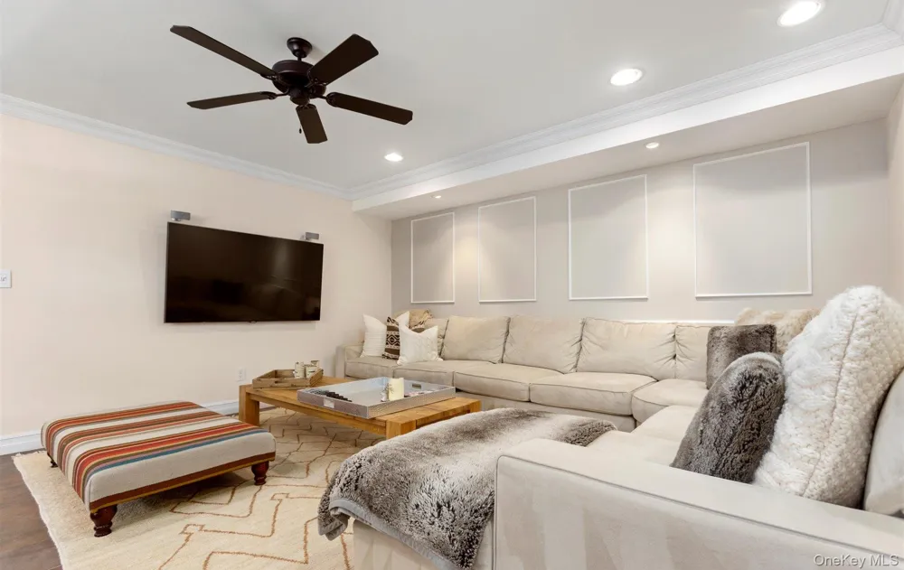 847 E Broadway Long Beach, NY 11561