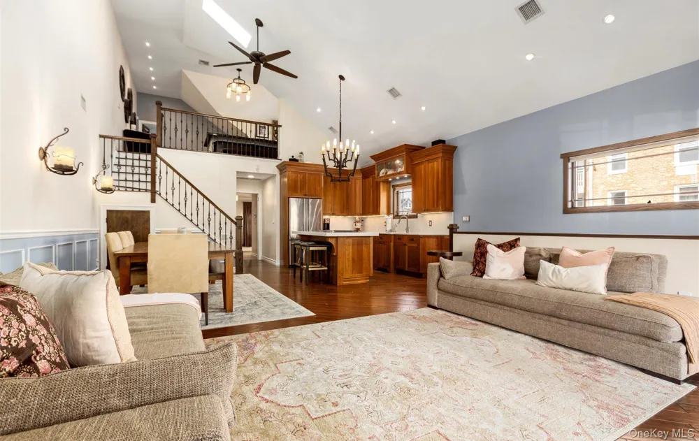 847 E Broadway Long Beach, NY 11561