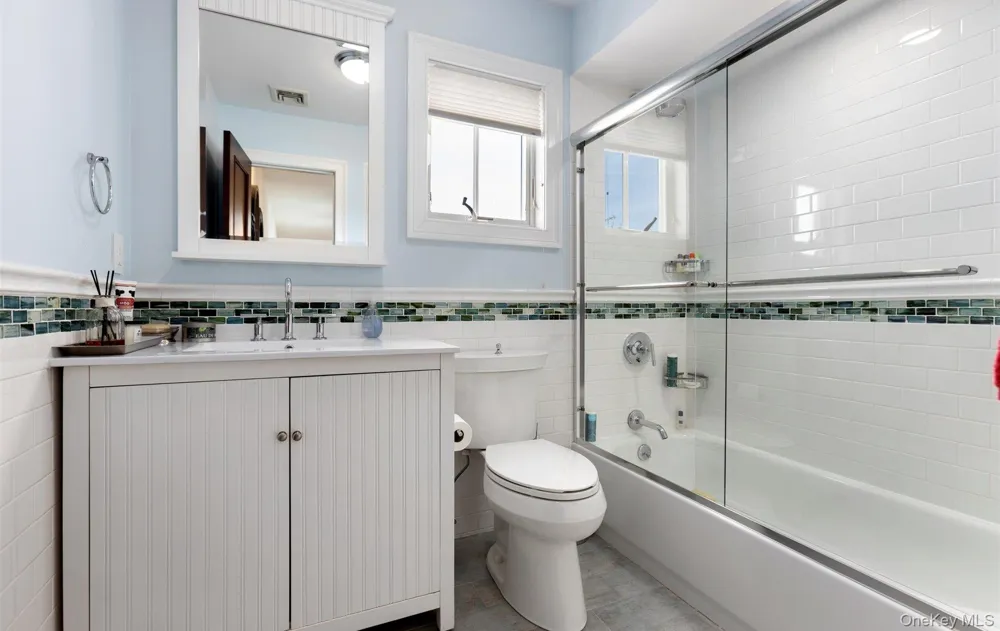 847 E Broadway Long Beach, NY 11561