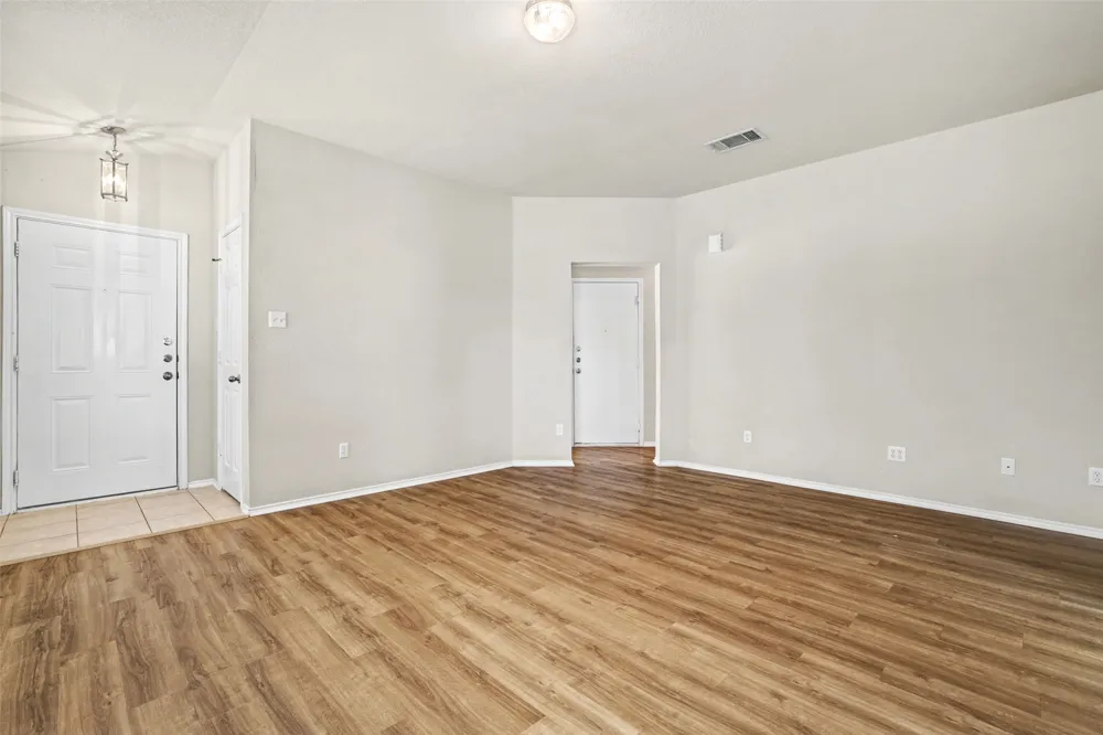 1007 Aiken Drive Leander, TX 78641