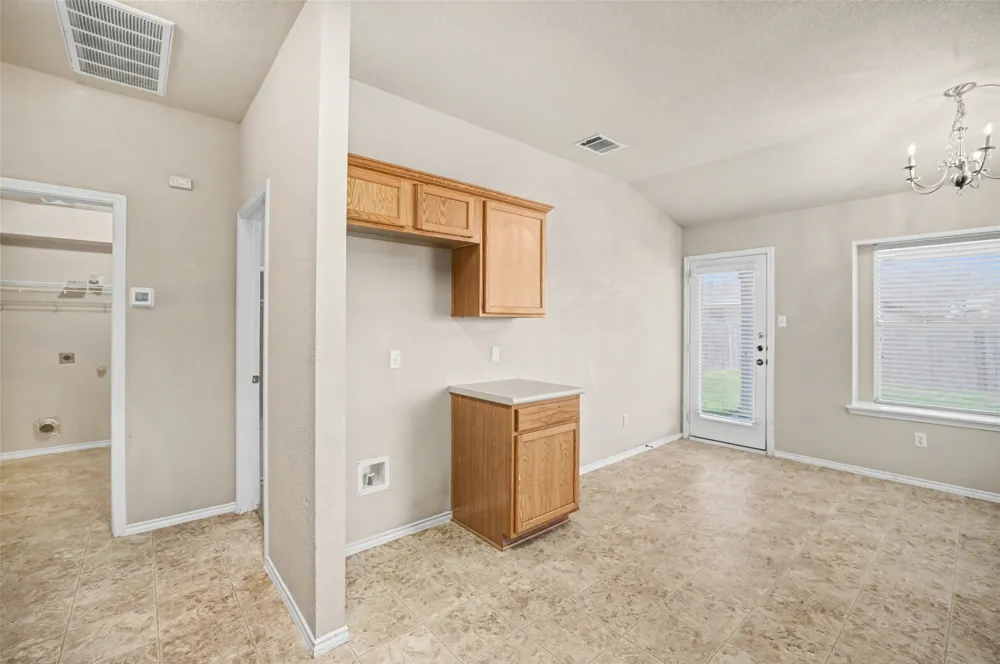 1007 Aiken Drive Leander, TX 78641