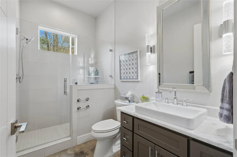 318 Little Dove Livingston, TX 77352