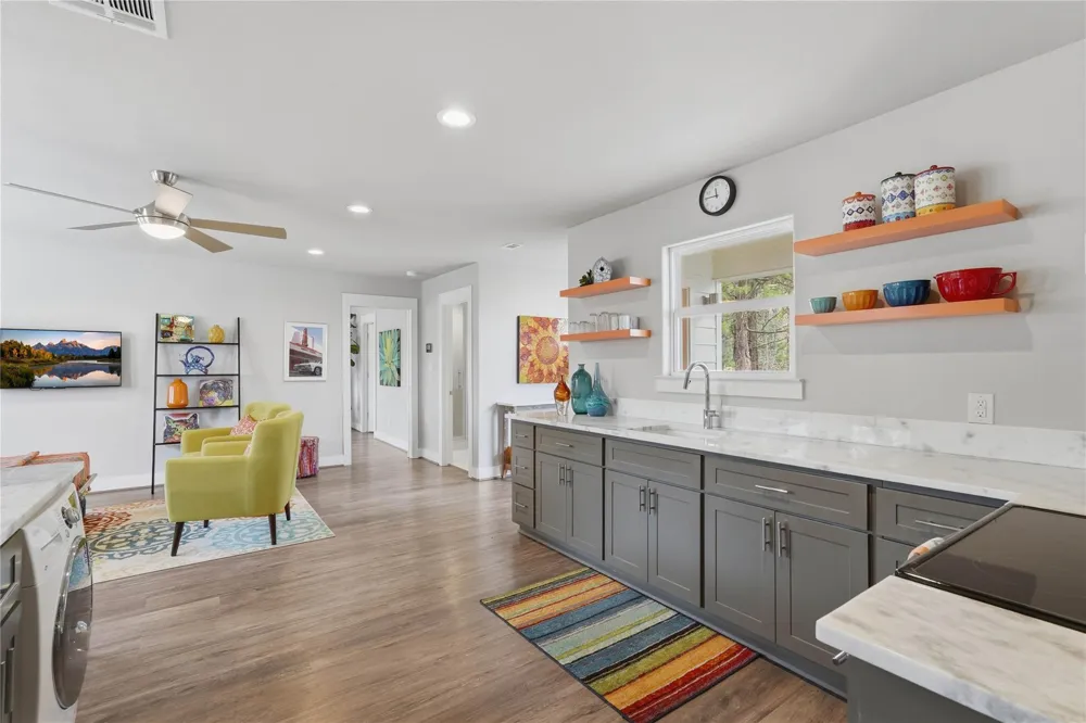 318 Little Dove Livingston, TX 77352