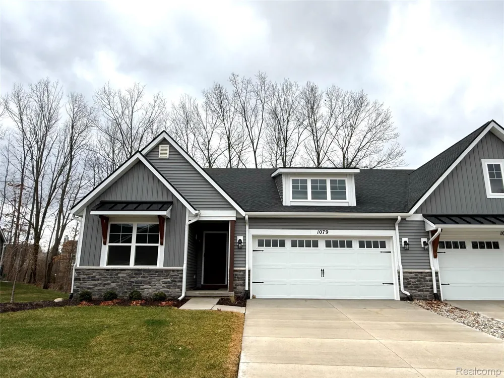 1079 Camellia Circle #33 Marion Township, MI 48843