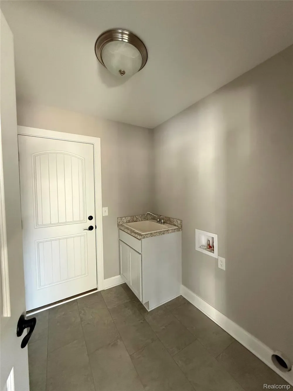 1085 Camellia Circle #32 Marion Township, MI 48843