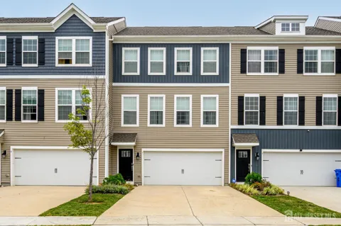 7 Foundry Boulevard