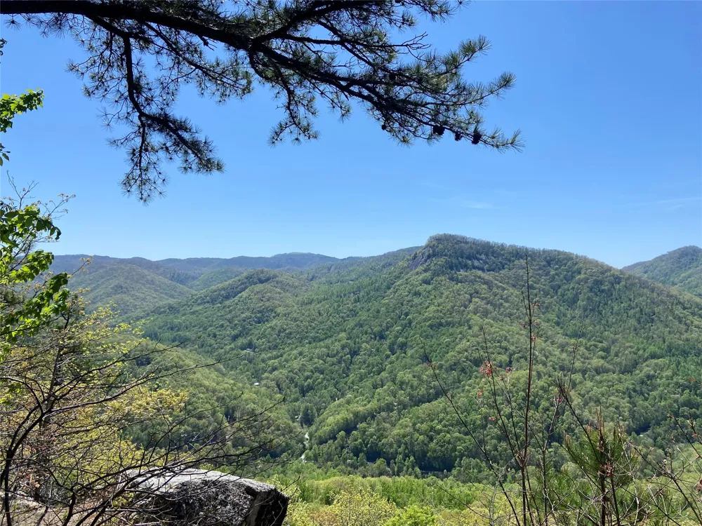 35 Waterdance Drive Cullowhee, NC 28723