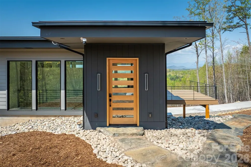 463 Summit Trail Nebo, NC 28761