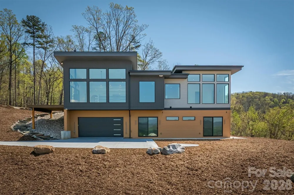 463 Summit Trail Nebo, NC 28761