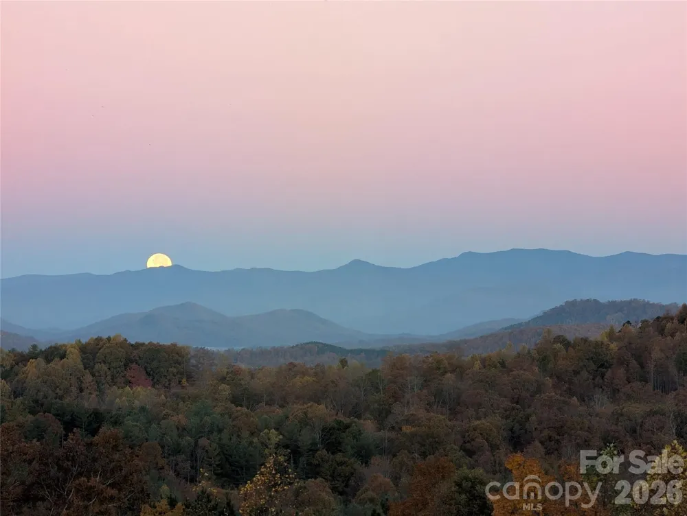 463 Summit Trail Nebo, NC 28761