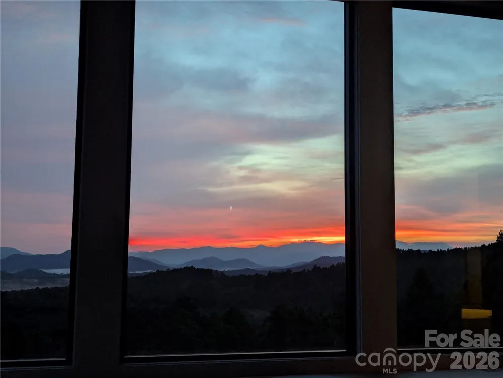 463 Summit Trail Nebo, NC 28761