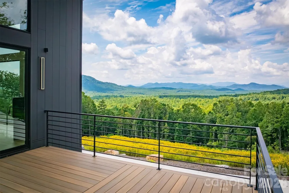463 Summit Trail Nebo, NC 28761