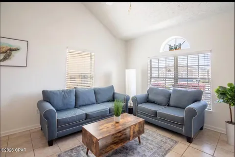 152 Seagrass Way