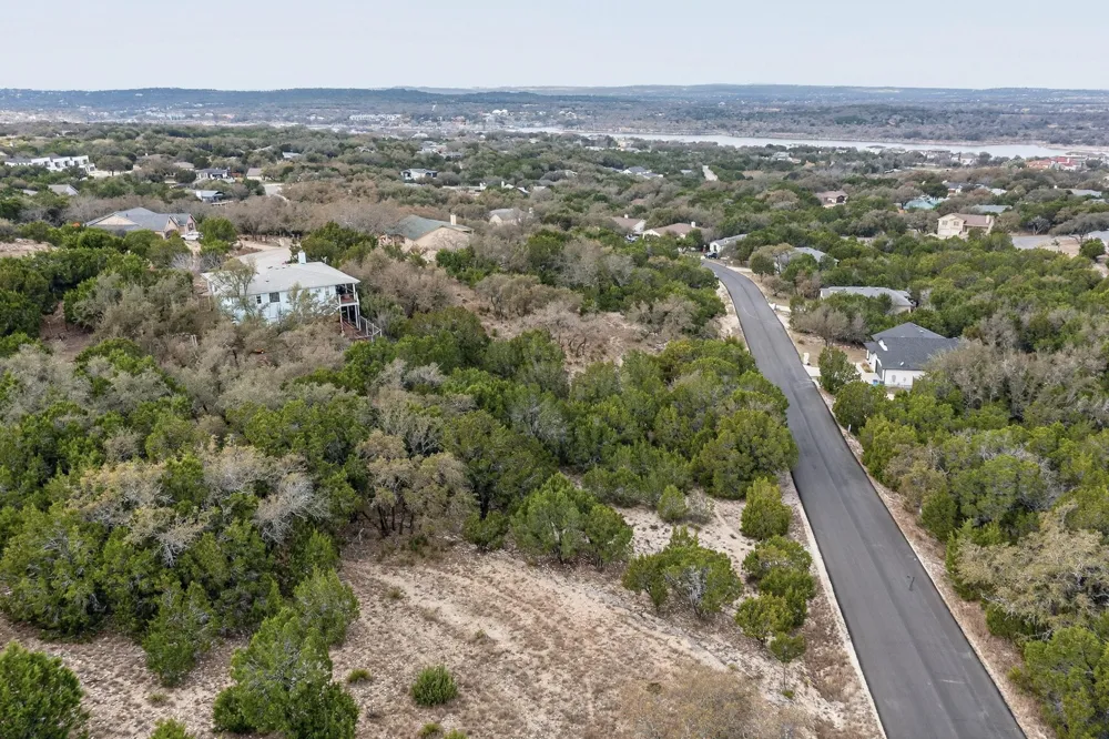21501 Paine Avenue Lago Vista, TX 78645