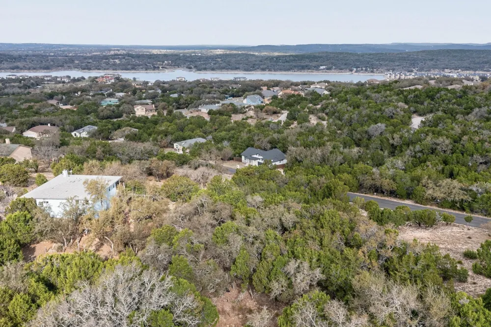 21501 Paine Avenue Lago Vista, TX 78645