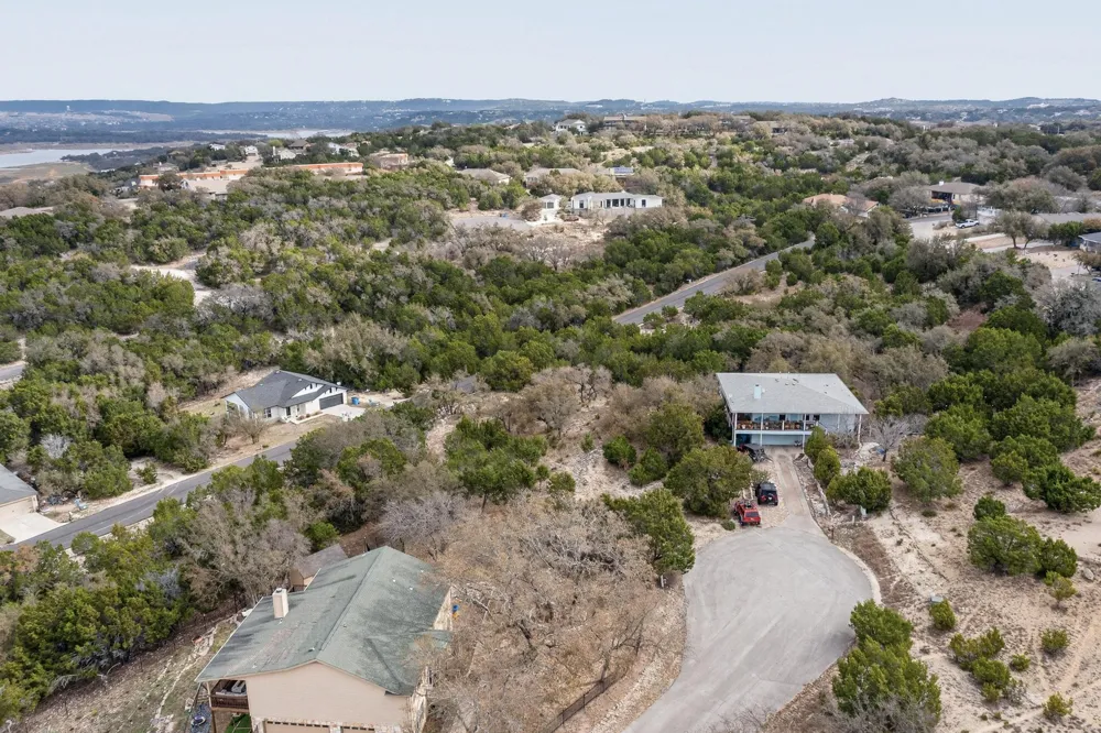 21501 Paine Avenue Lago Vista, TX 78645
