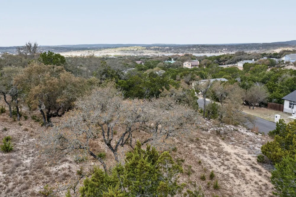 21501 Paine Avenue Lago Vista, TX 78645