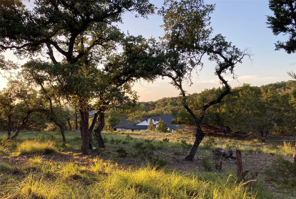 21501 Paine Avenue Lago Vista, TX 78645