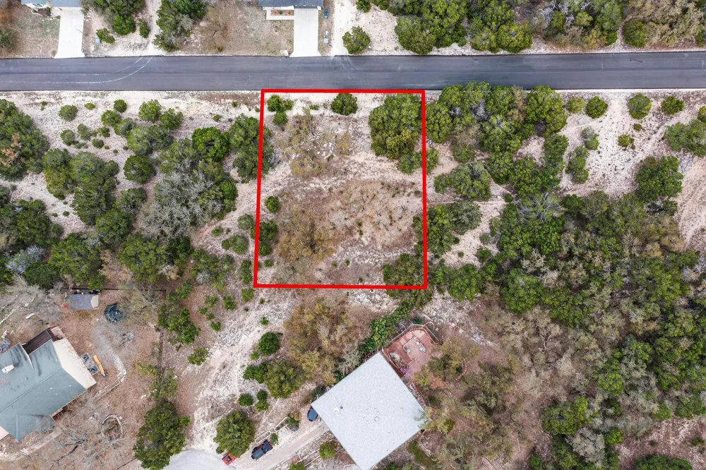 21501 Paine Avenue Lago Vista, TX 78645
