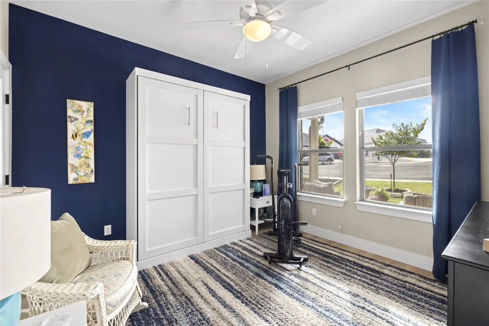 1057 Roanoke Lane Kerrville, TX 78028
