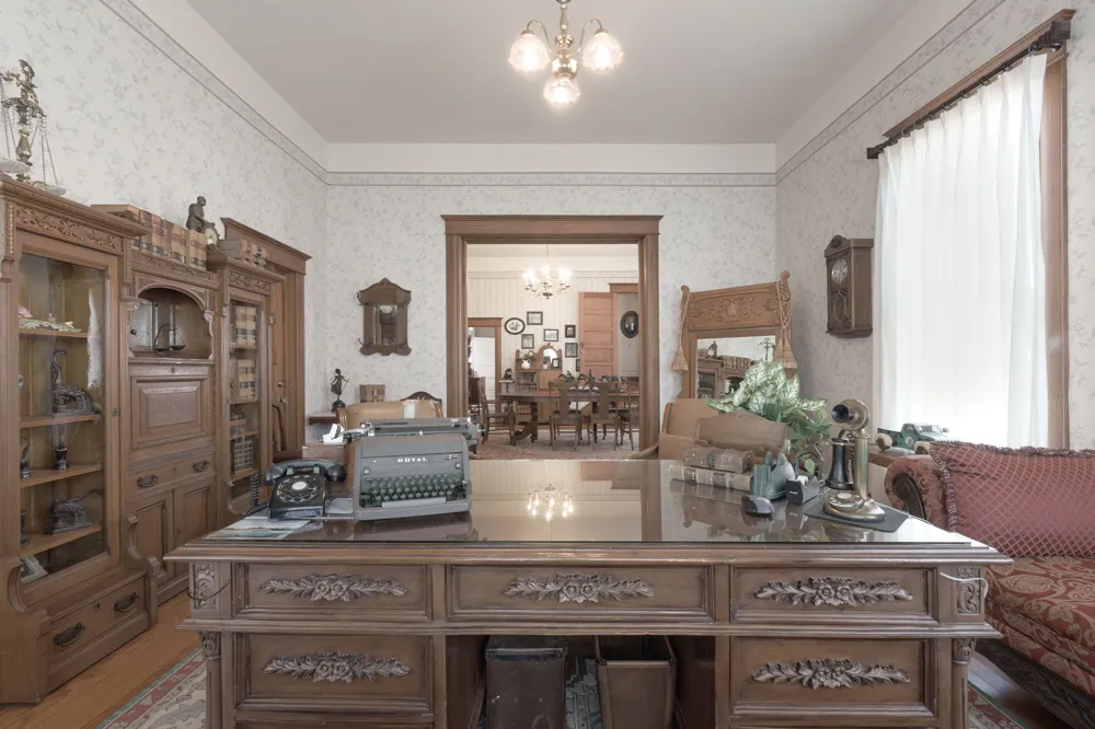 606 S Key Avenue Lampasas, TX 76550