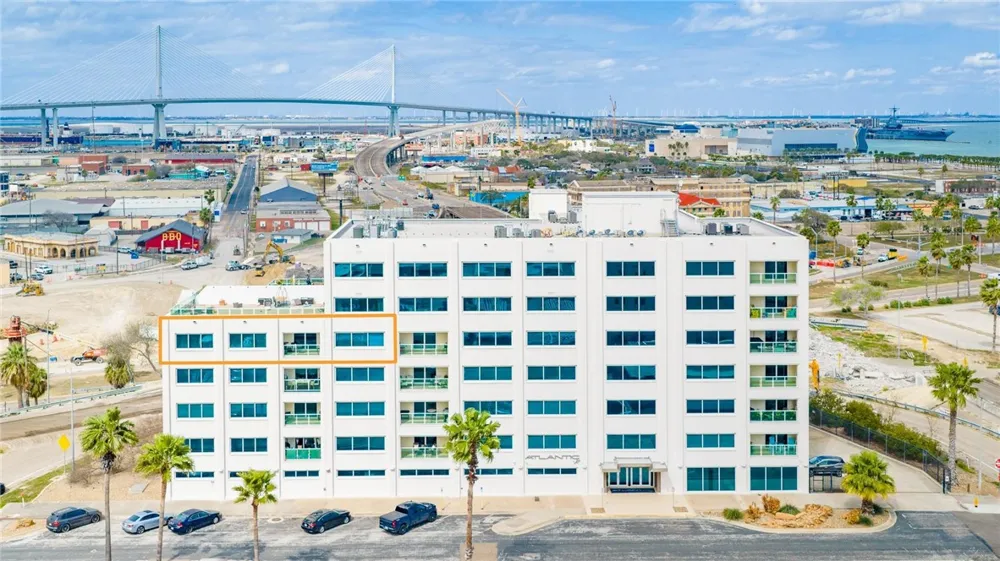 901 Upper Broadway Street #501 Corpus Christi, TX 78401
