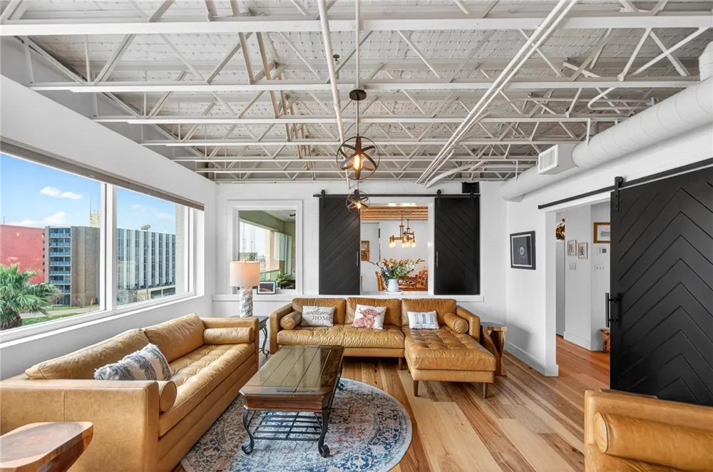 901 Upper Broadway Street #501 Corpus Christi, TX 78401