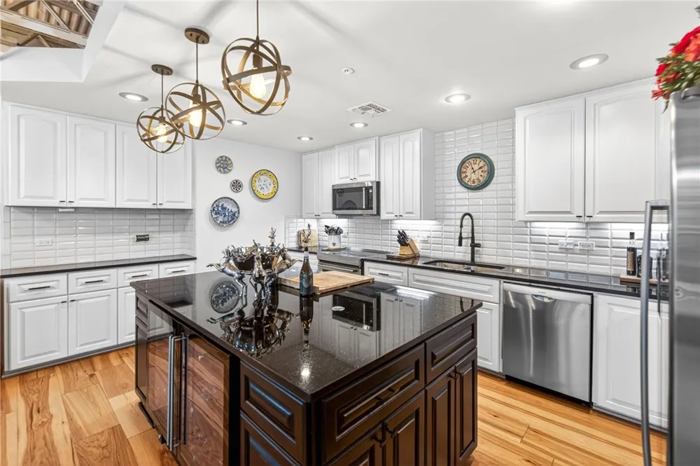 901 Upper Broadway Street #501 Corpus Christi, TX 78401