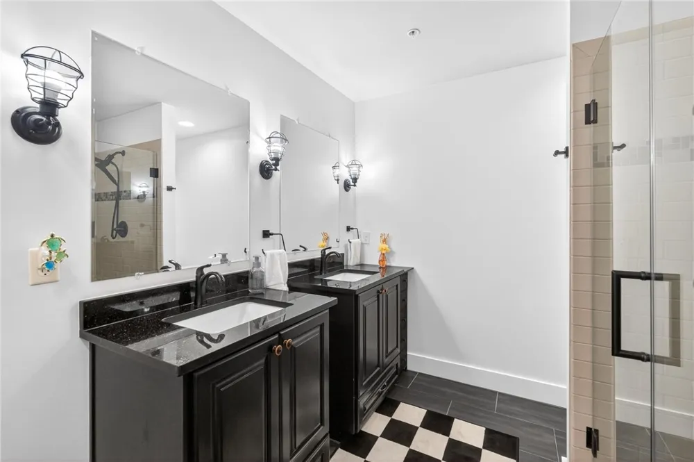 901 Upper Broadway Street #501 Corpus Christi, TX 78401