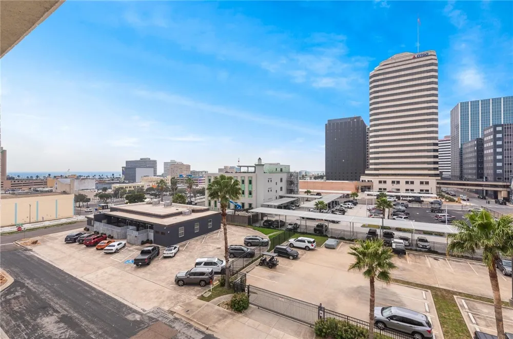 901 Upper Broadway Street #501 Corpus Christi, TX 78401