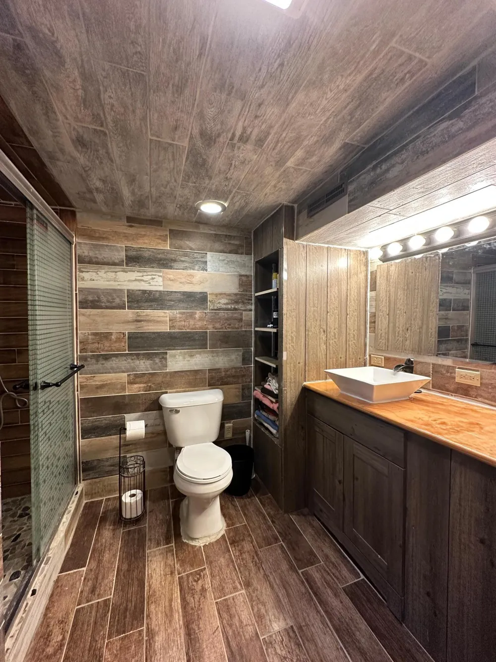 431 W Luverne Street Luverne, MN 56156