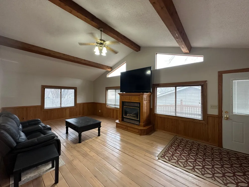 431 W Luverne Street Luverne, MN 56156