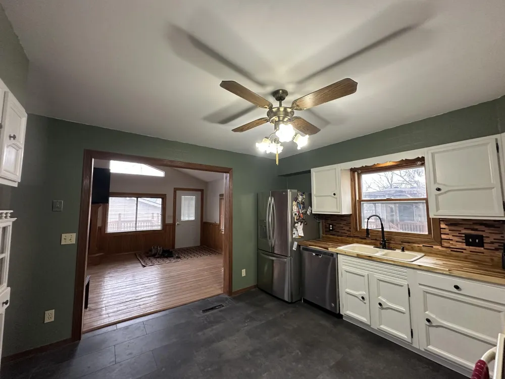 431 W Luverne Street Luverne, MN 56156