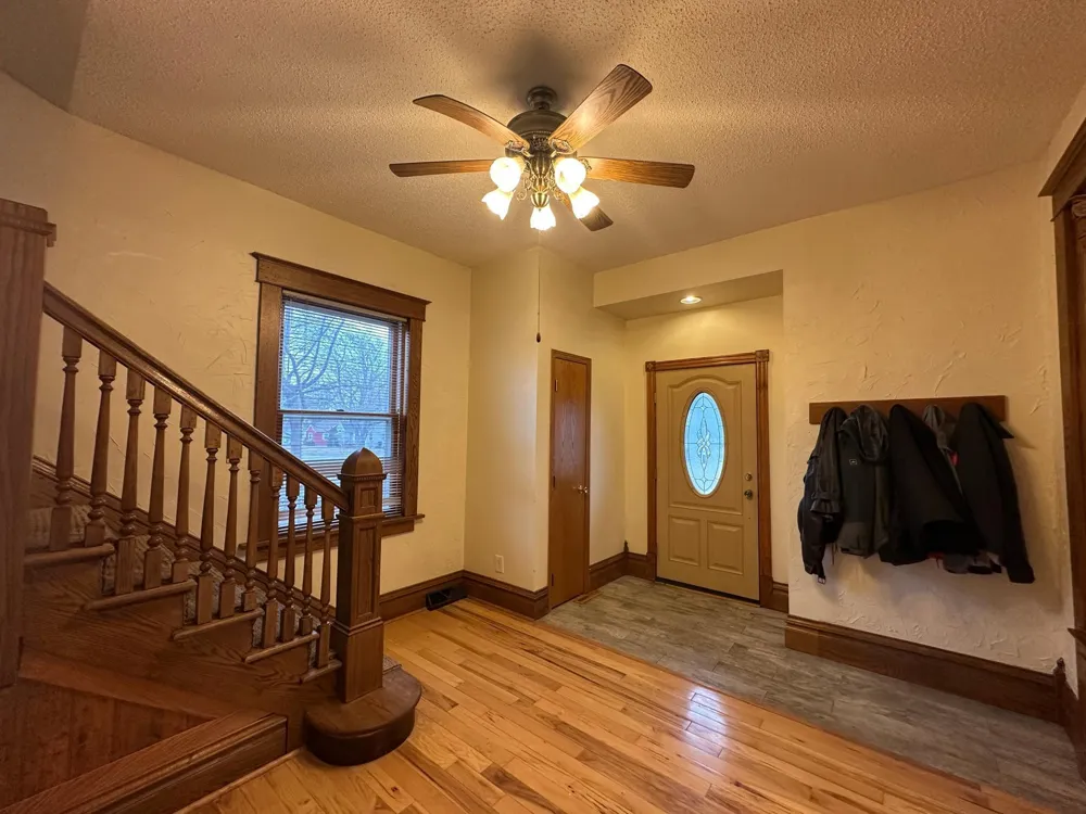 431 W Luverne Street Luverne, MN 56156