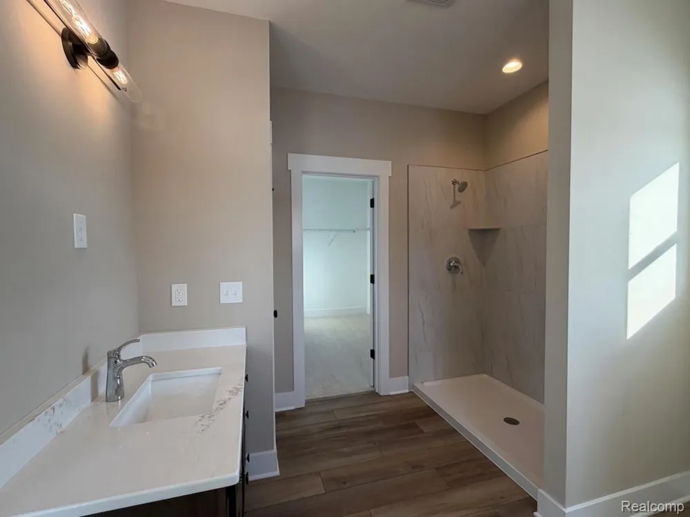 1 Timber Trail Tyrone Township, MI 48430