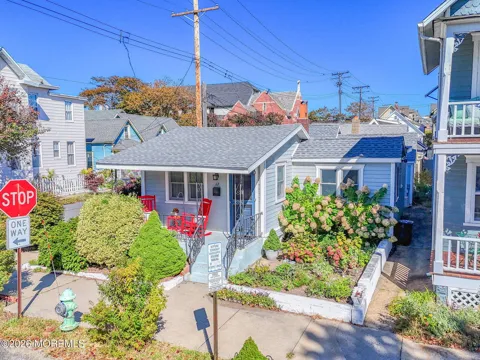 77 Abbott Avenue