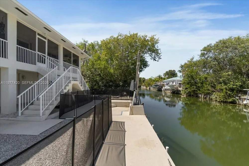 29051 Magnolia Ln Big Pine, FL 33043