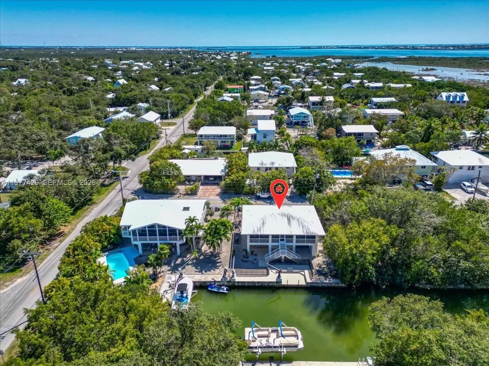 29051 Magnolia Ln Big Pine, FL 33043