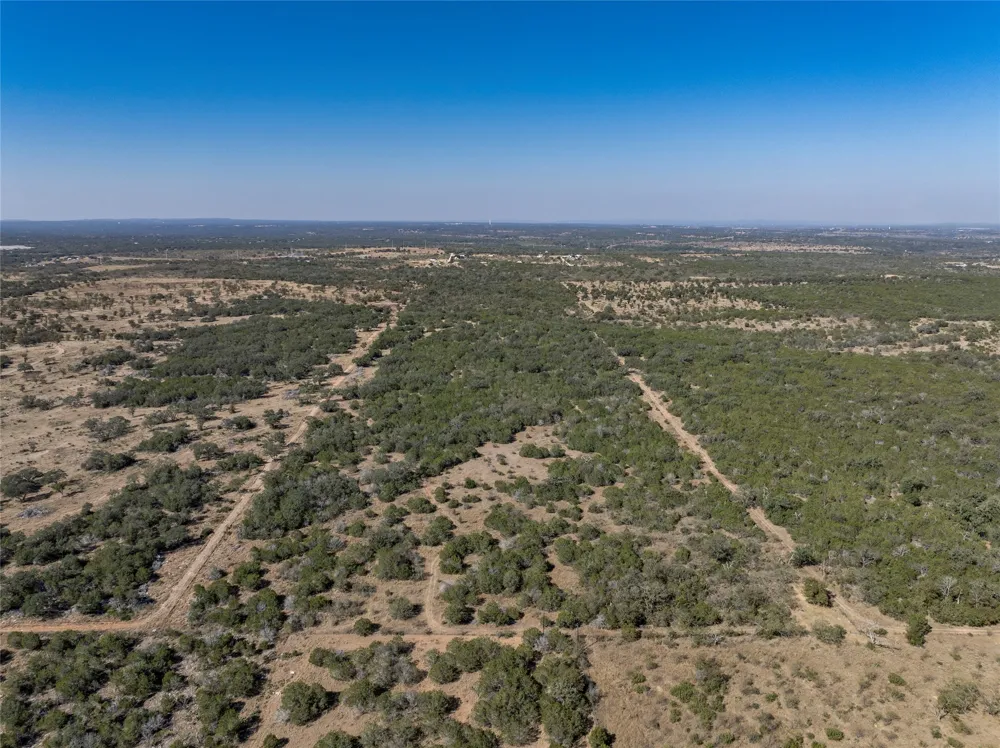 1033 Flying X Road Spicewood, TX 78669