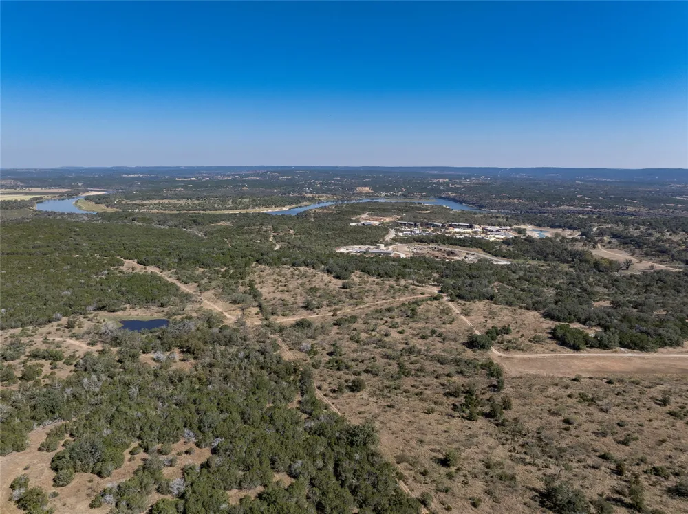 1033 Flying X Road Spicewood, TX 78669