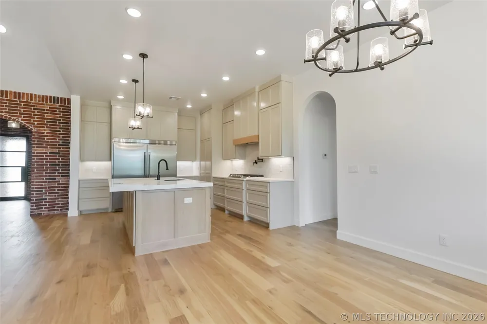 11225 S 217th EastAvenue Broken Arrow, OK 74014