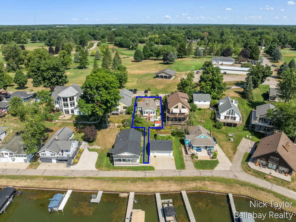 8198 Morrison Lake Gardens Saranac, MI 48881