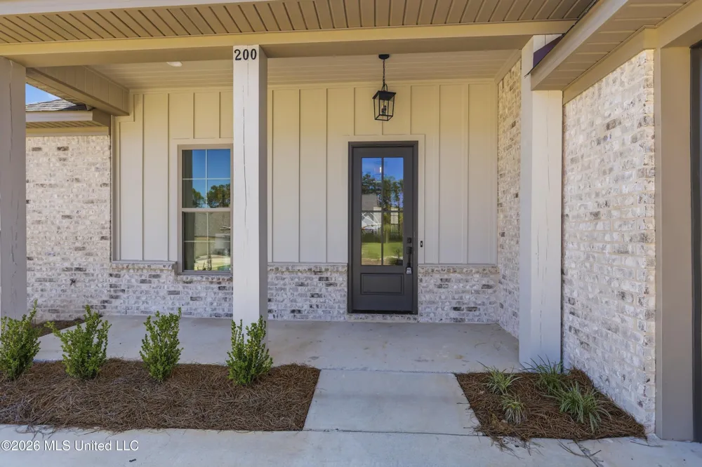 200 Bronson Bend Flowood, MS 39232
