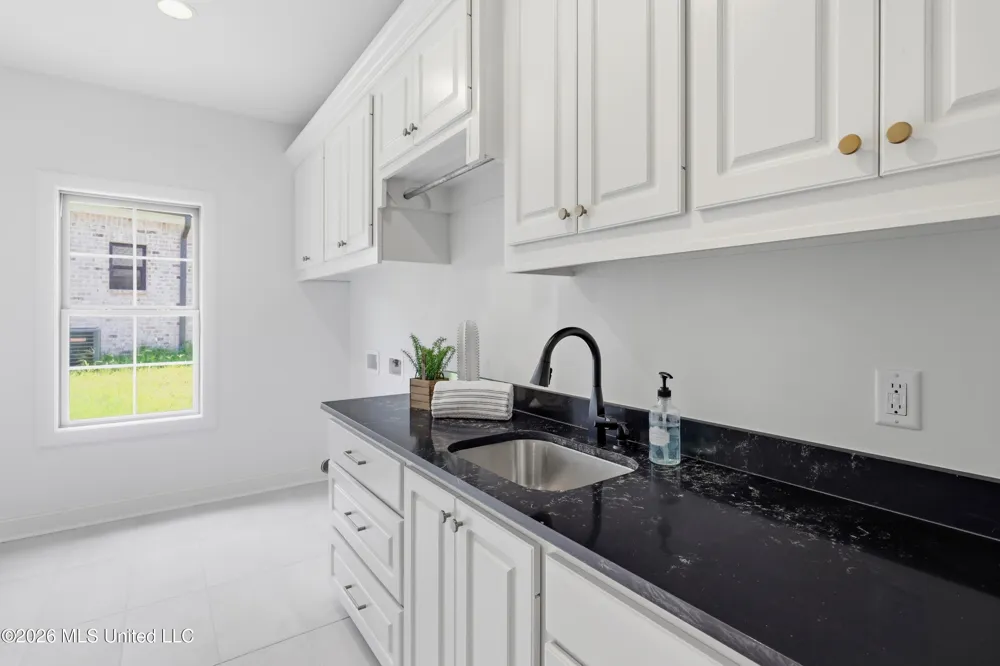 200 Bronson Bend Flowood, MS 39232
