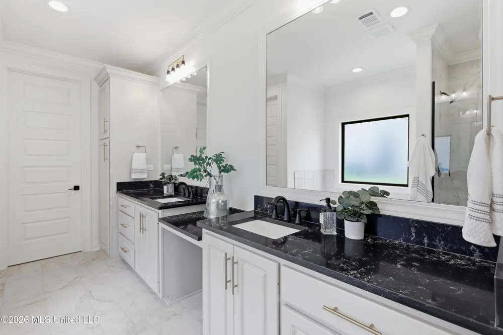 200 Bronson Bend Flowood, MS 39232