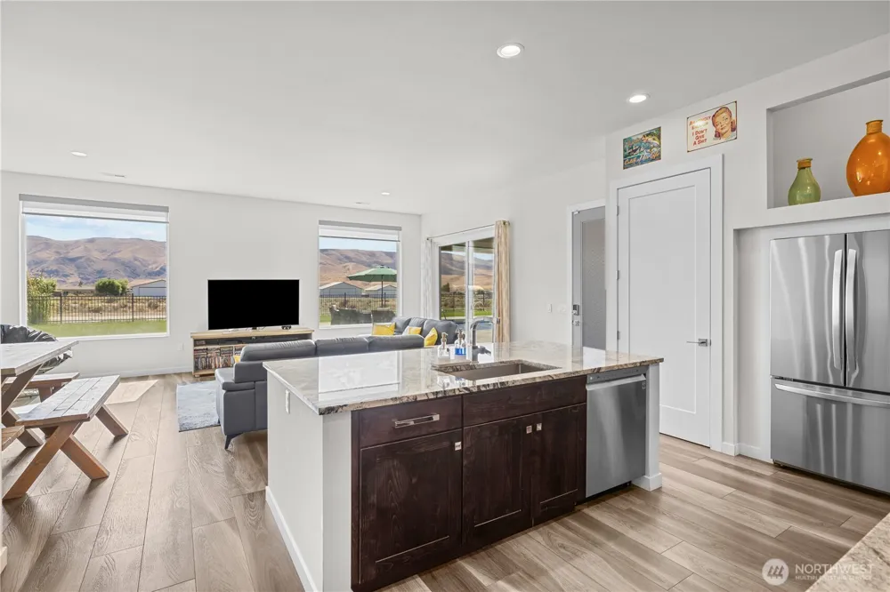 439 Airport Way SW Mattawa, WA 99349