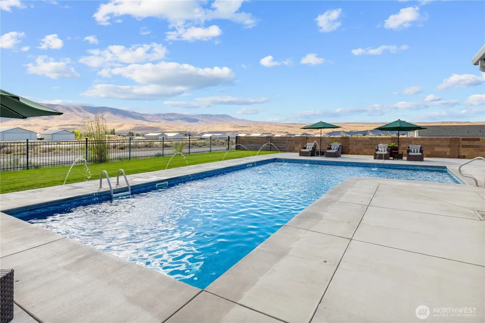 439 Airport Way SW Mattawa, WA 99349