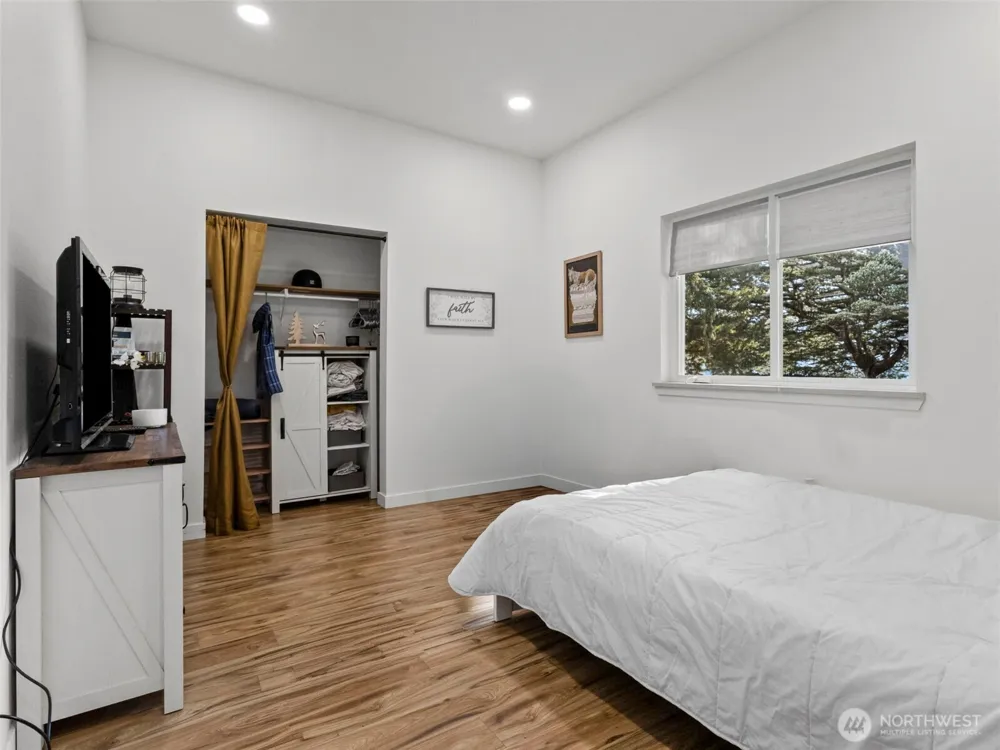 203 E 6th St Bucoda, WA 98530