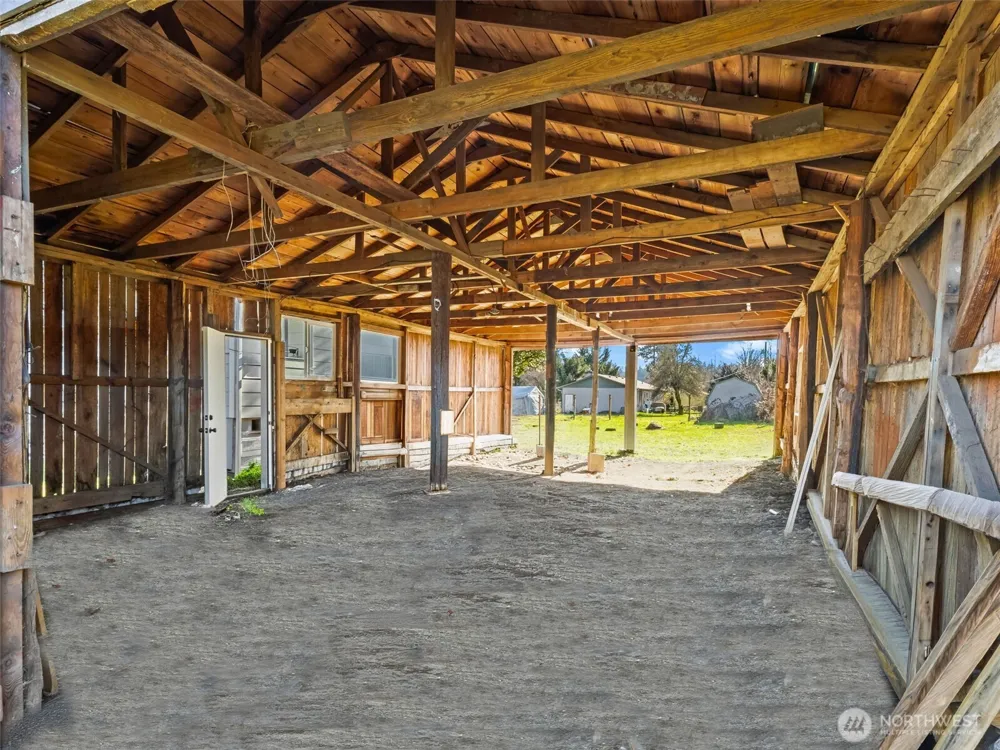 203 E 6th St Bucoda, WA 98530