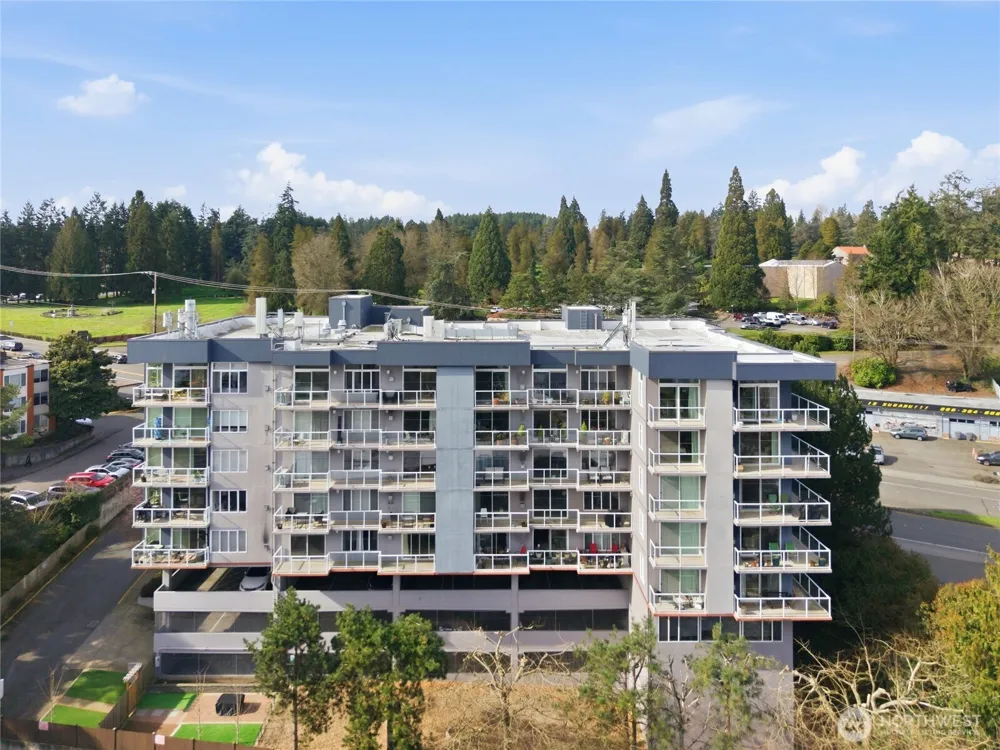 15020 Bothell Way NE #406 Lake Forest Park, WA 98155